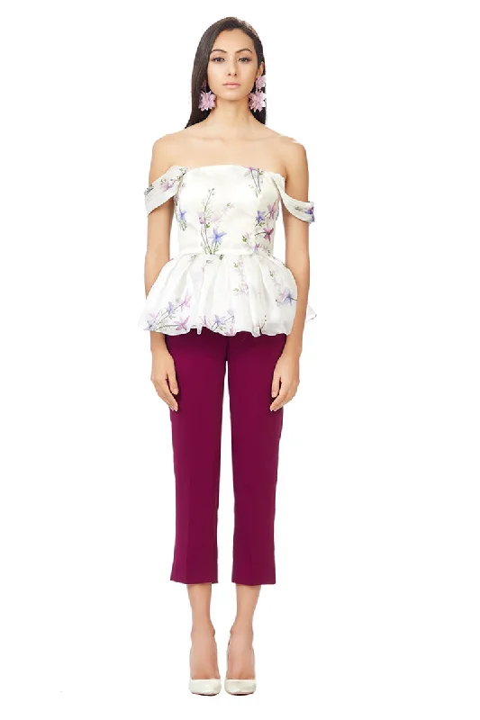 All-Weather Wear Mid Waist Capri Trousers in Plum Purple