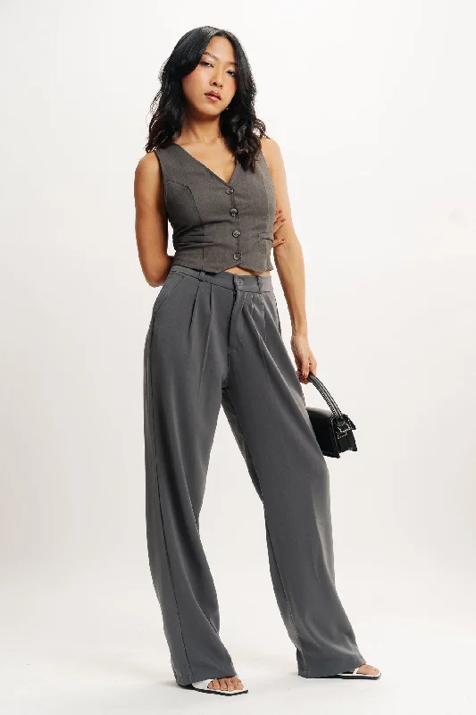 Relaxed Activewear Grey Pleated Straight Fit Korean Pant