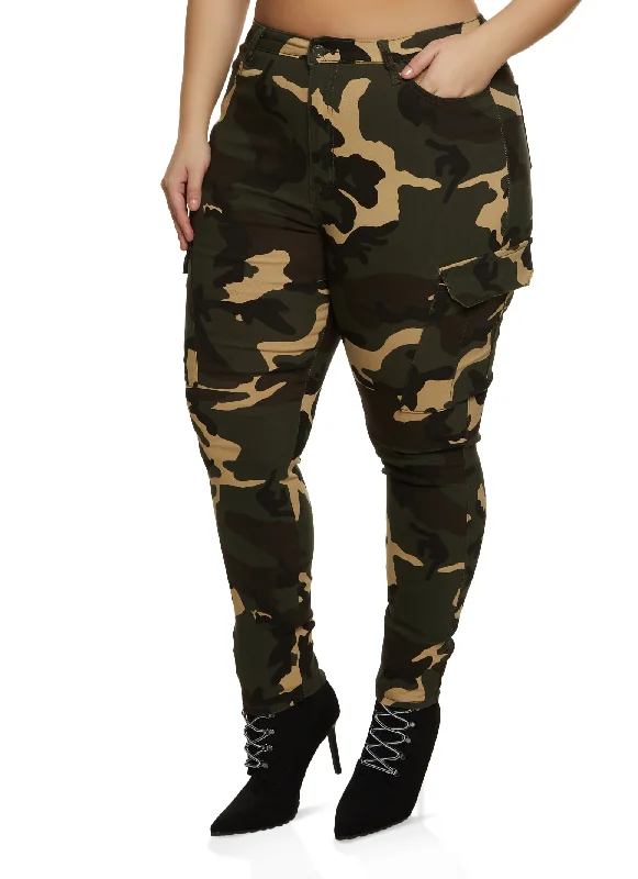 Active Essentials Plus Size Skinny Leg Camo Cargo Pants