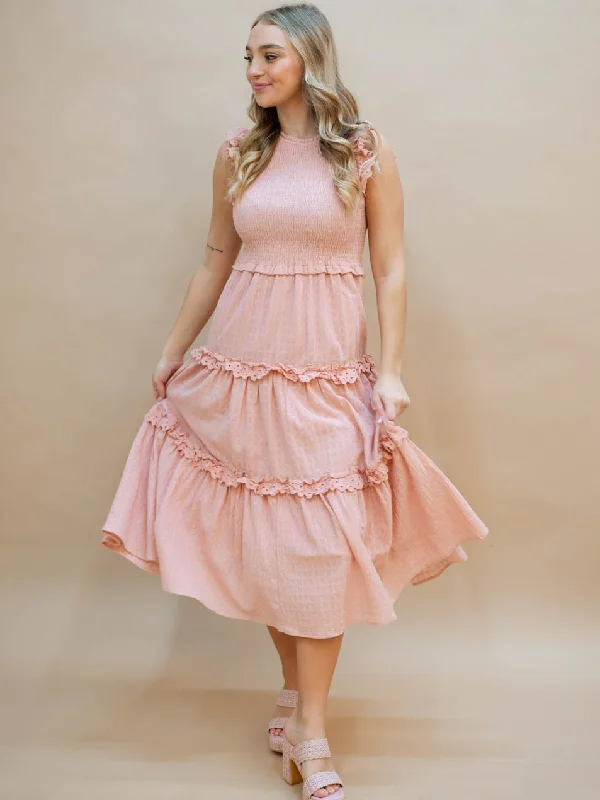 Street-Friendly Wear Amia Blush Midi Dress