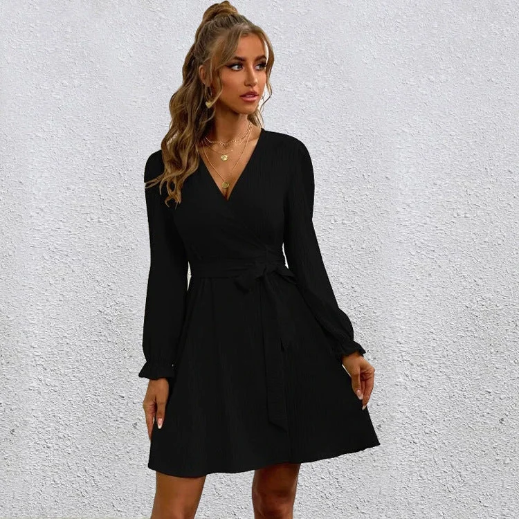 Casual Layers Sequel Bell Sleeve Tie Dress - Black