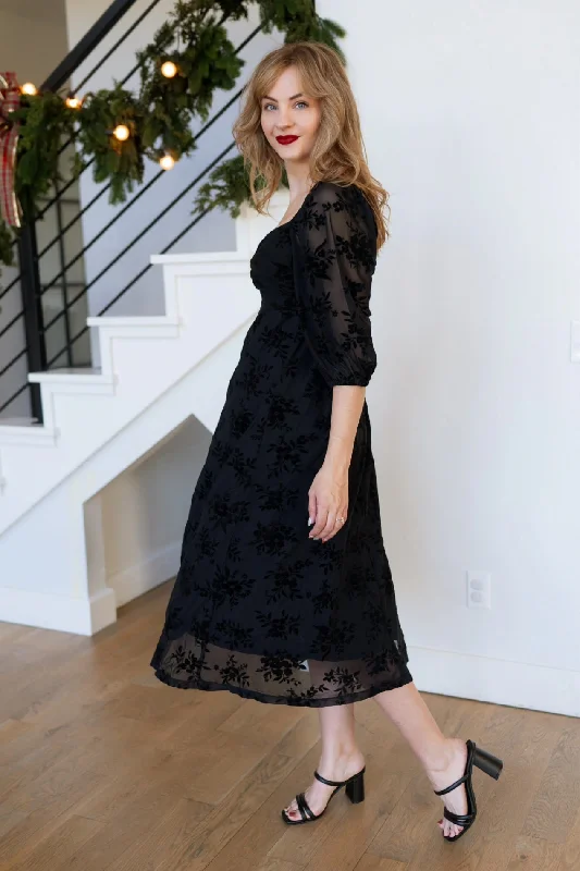 Easy Fit Harlow Velvet Midi Dress