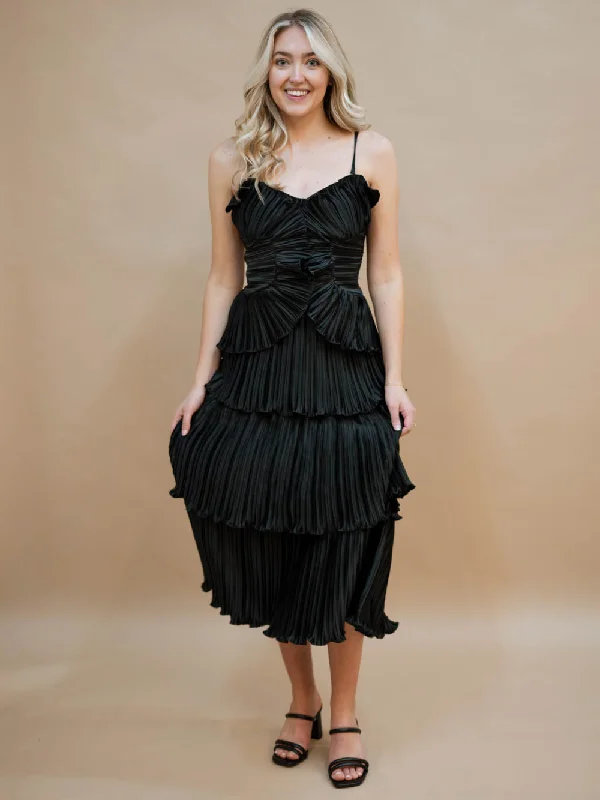 Casual Elegance Shiloh Pleated Layered Dress