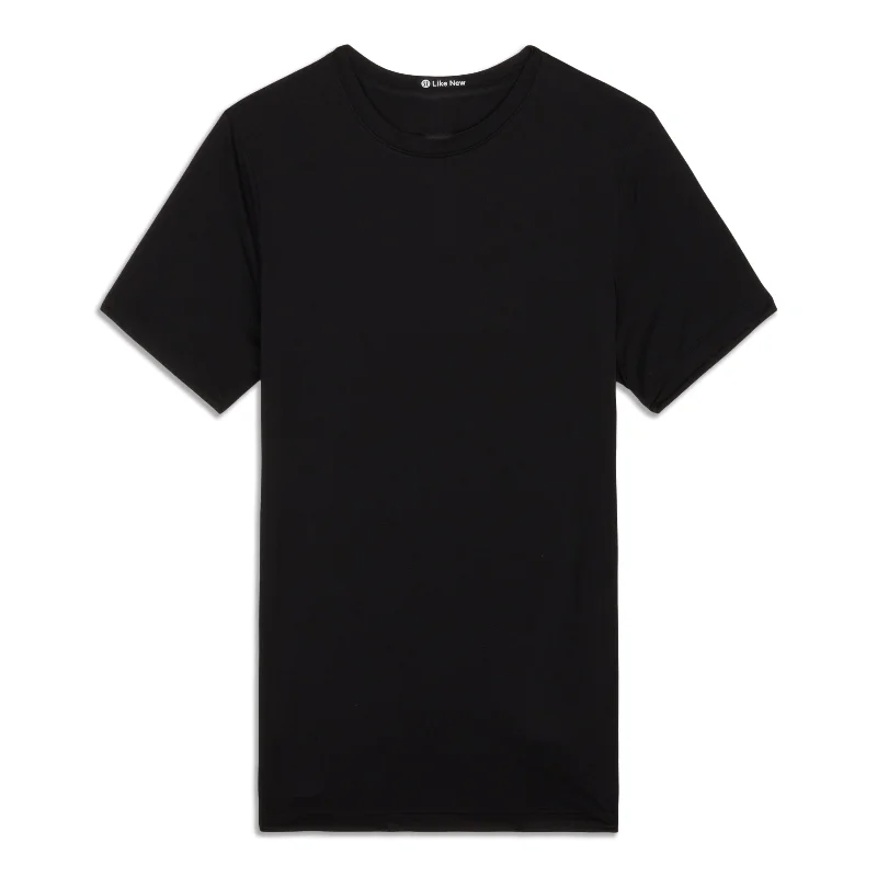 Ultralight Hip-Length T-Shirt - Resale