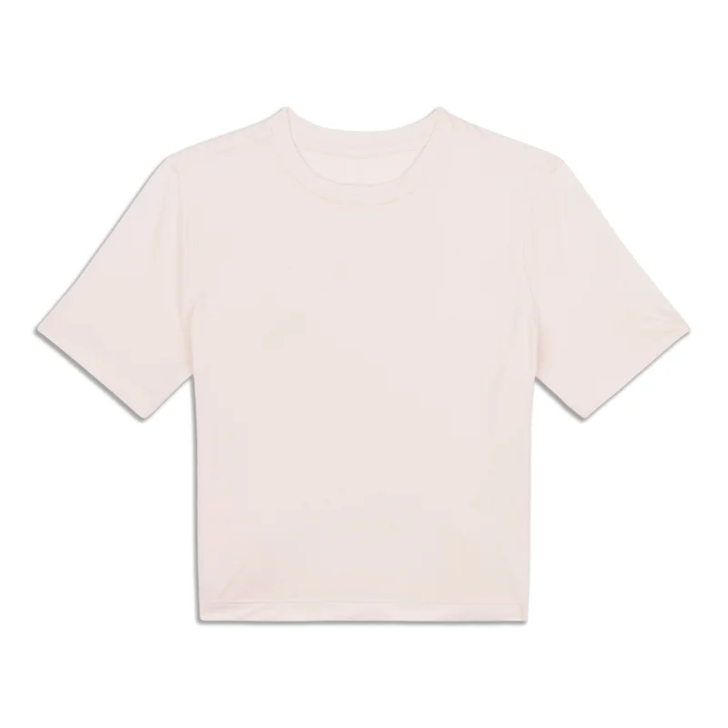 Ultralight Waist-Length T-Shirt - Resale