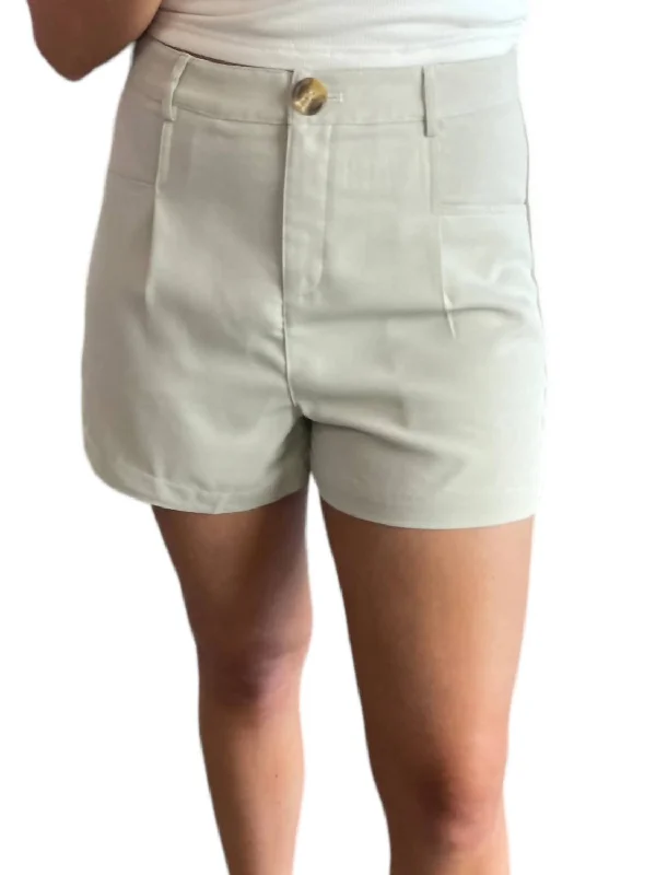 Front Pleated Shorts In Natural