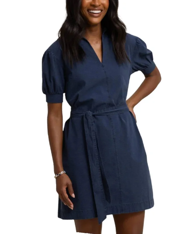 Calan Washed Seersucker Dress In Dress Blue