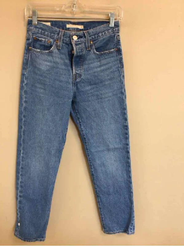 LEVI'S SIZE 25 Ladies JEANS