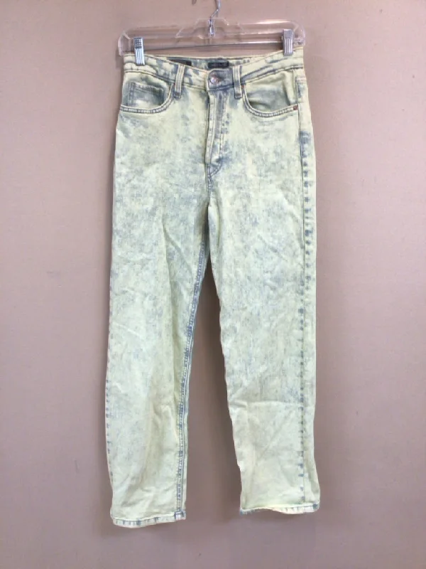 WILD FABLE SIZE 4 Ladies JEANS